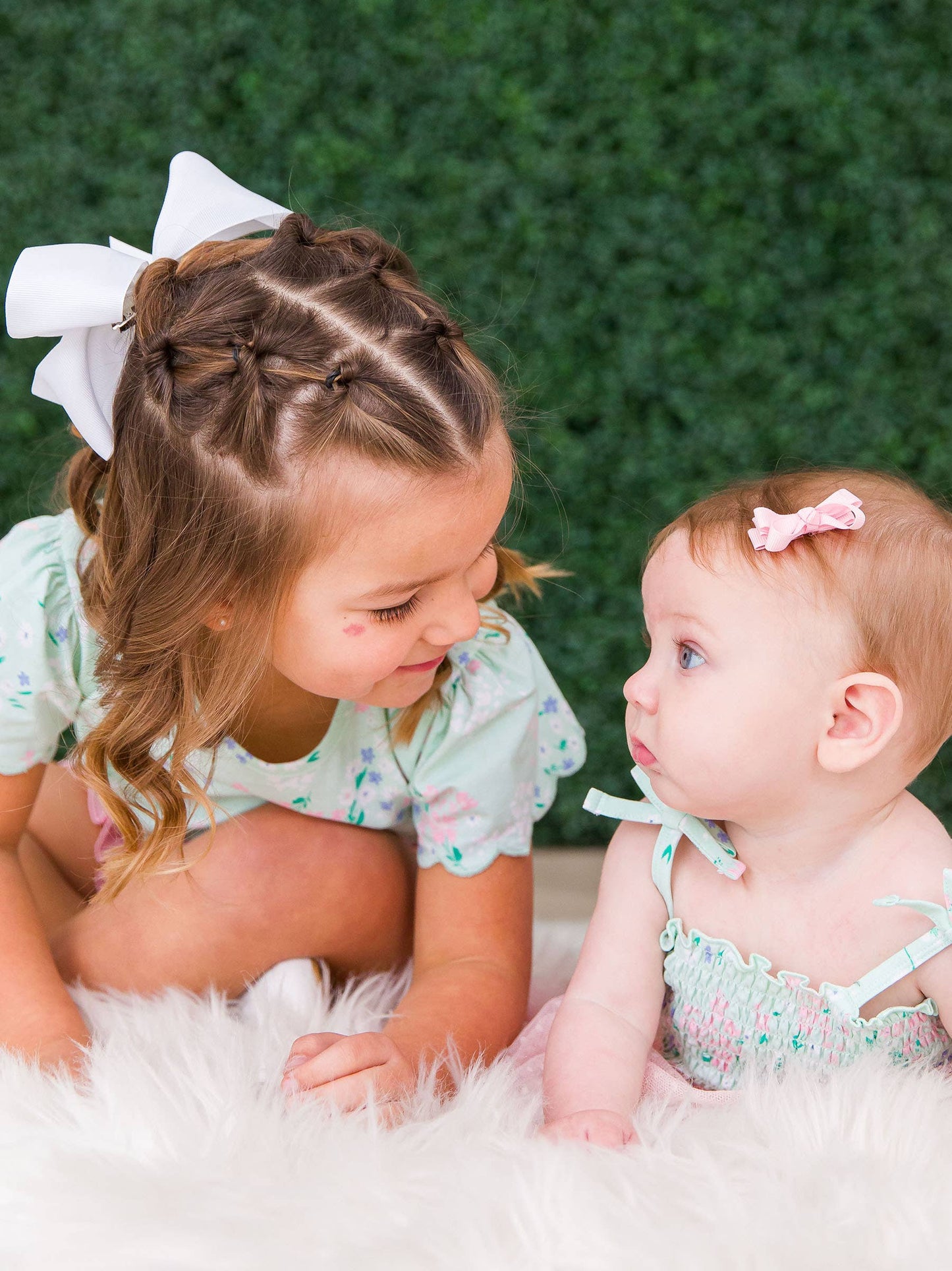 Girls Pink Small Bow Clip Set