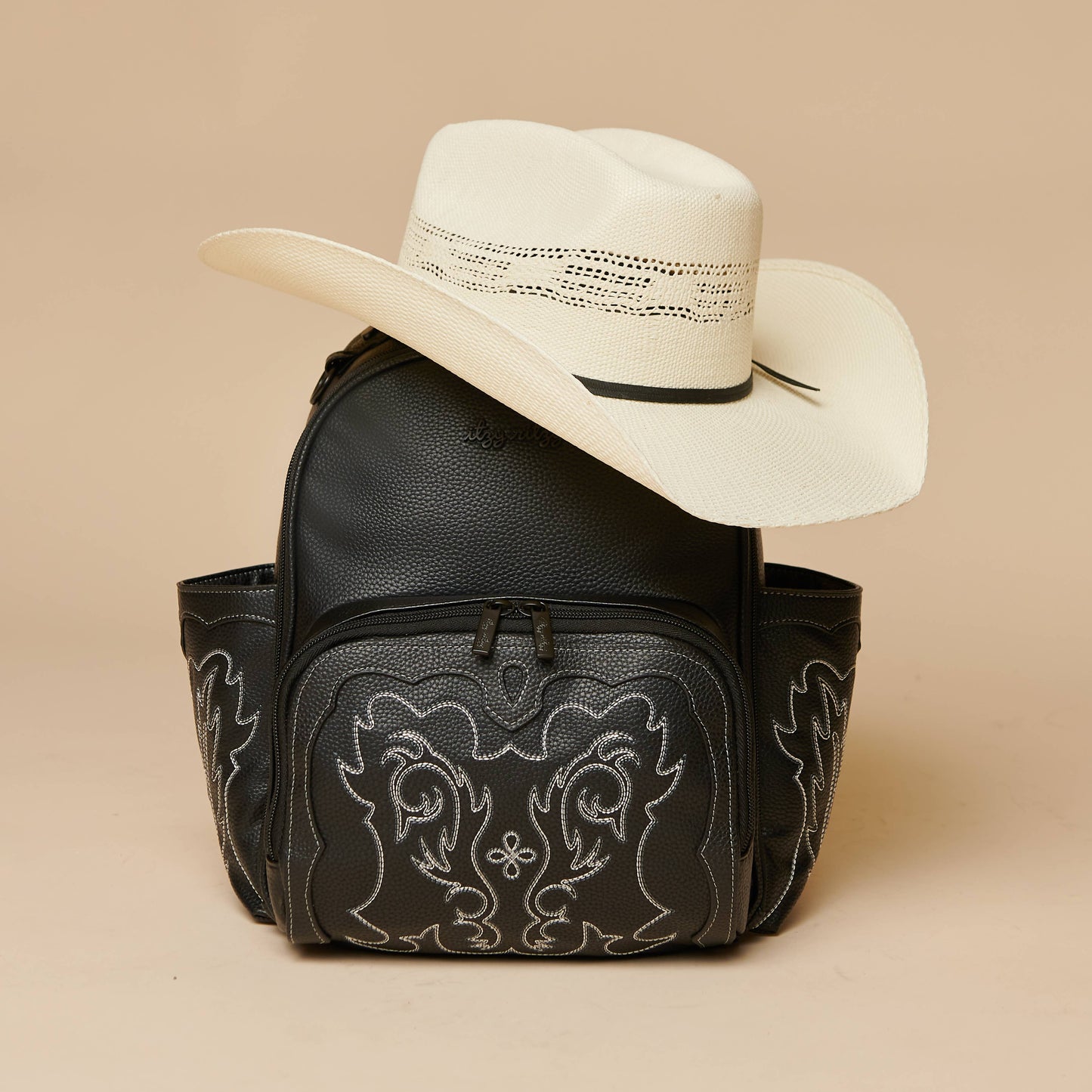 Itzy Ritzy - Nash Outlaw Itzy Mini Plus™