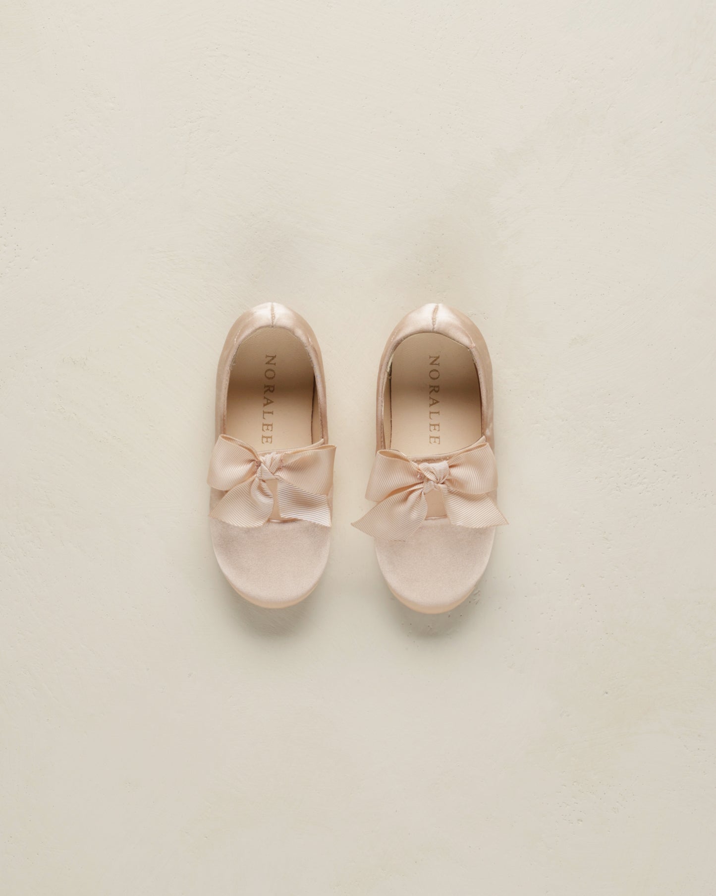 Bow Ballet Flat||Antique