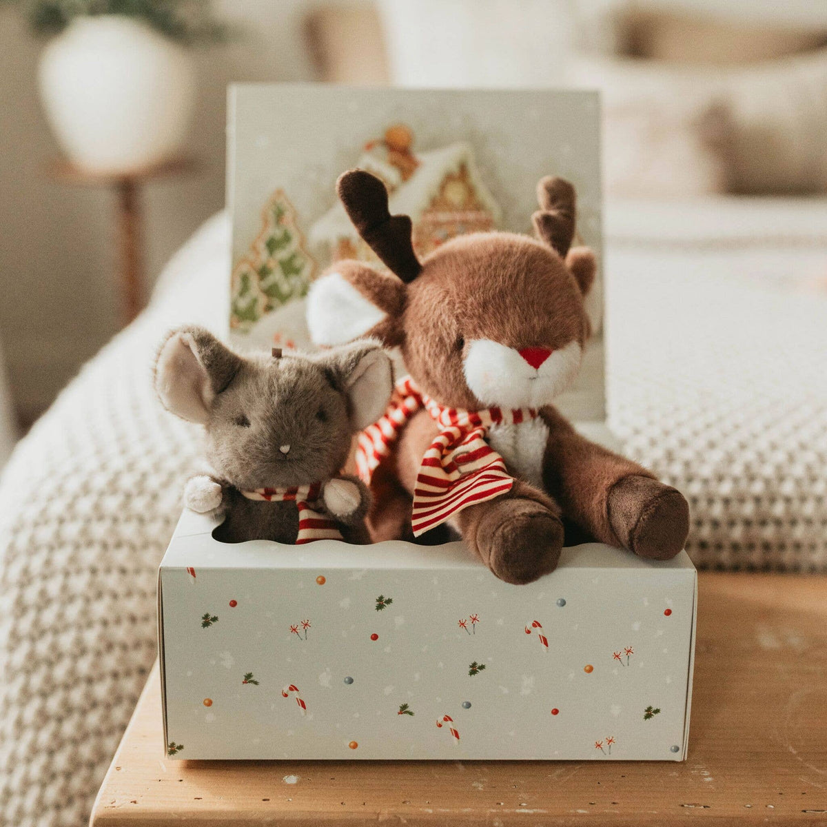 Bunnies By the Bay - Tidy the Mouse