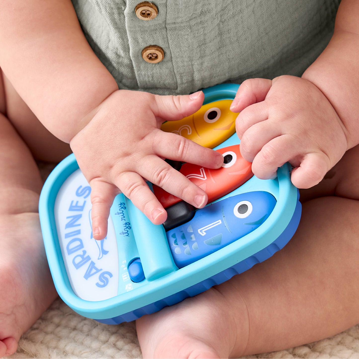 Bitzy Tunes™ Light-up Interactive Piano Toy - Sardines
