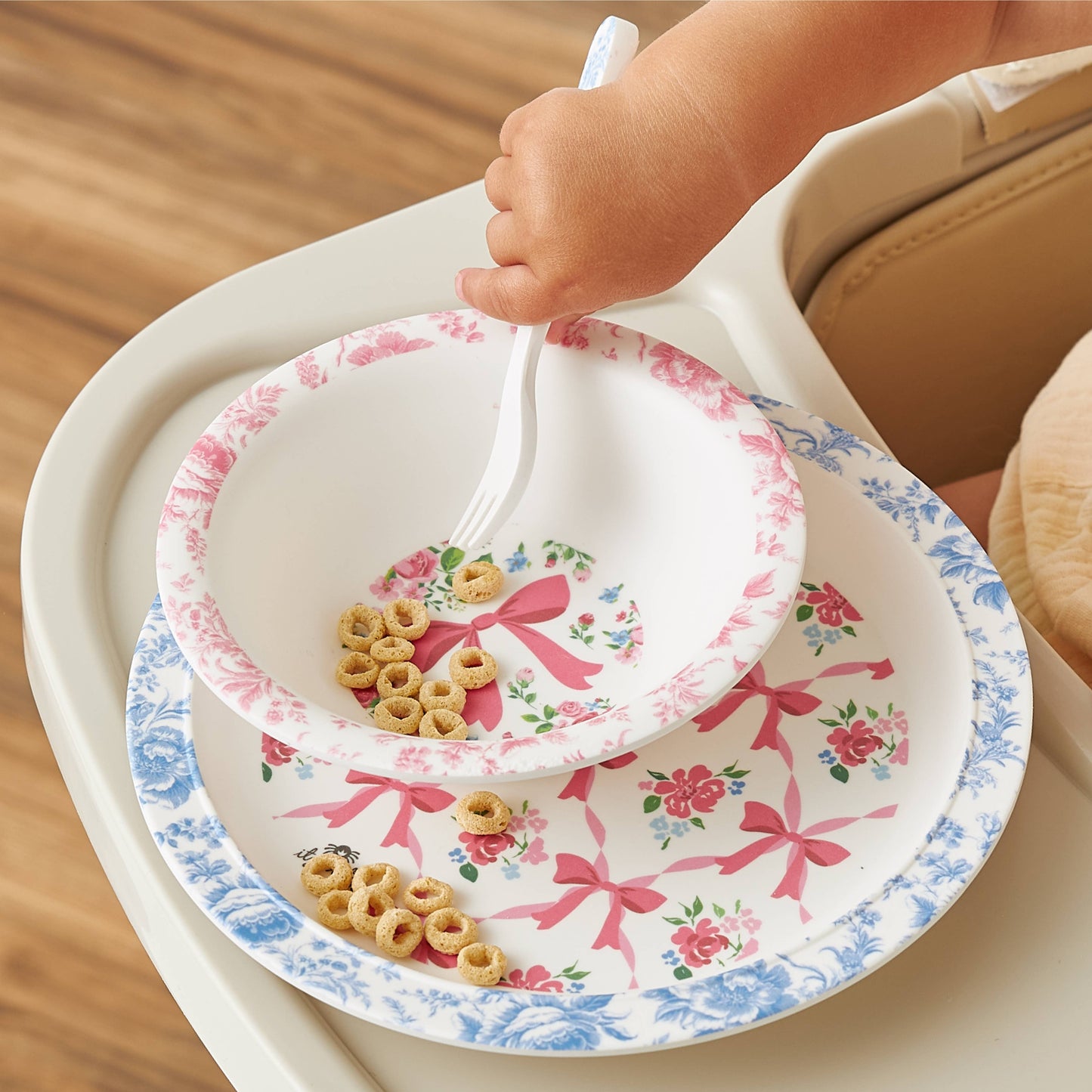 Itzy Ritzy - Itzy Bistro™ Dinnerware Set