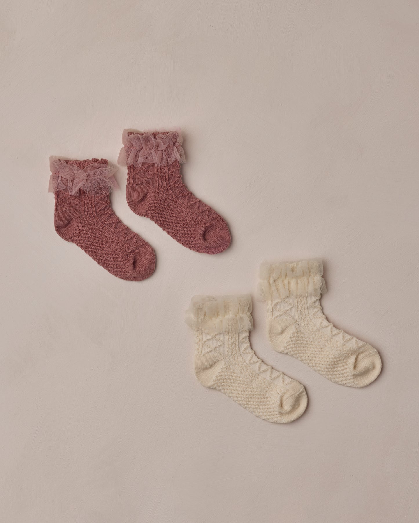 Ruffle Socks|Ivory,Raspberry